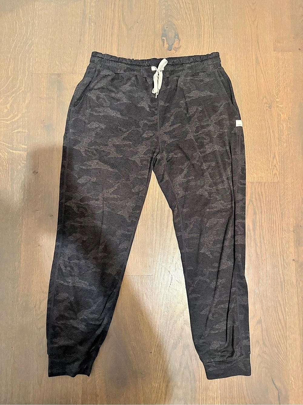 Vuori camo sweatpants